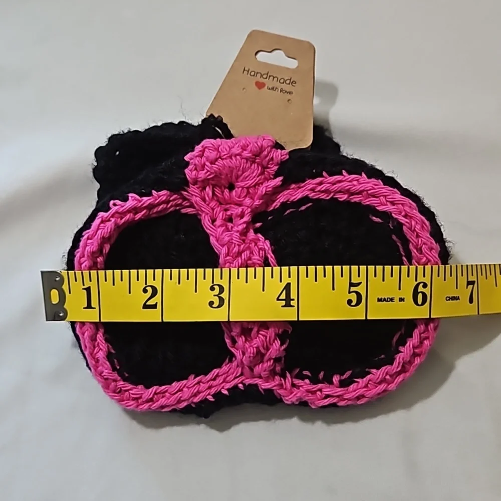 Hand Crafted Hand Knit Crochet Hand bag black & Barbie Pink Bow silhouette 6